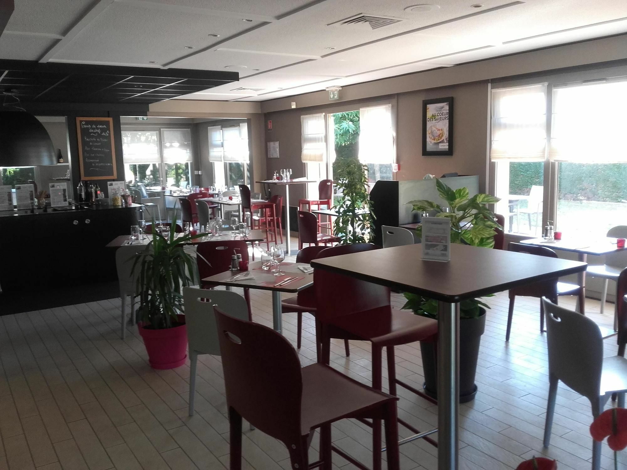 Hotel Campanile Marmande Zewnętrze zdjęcie